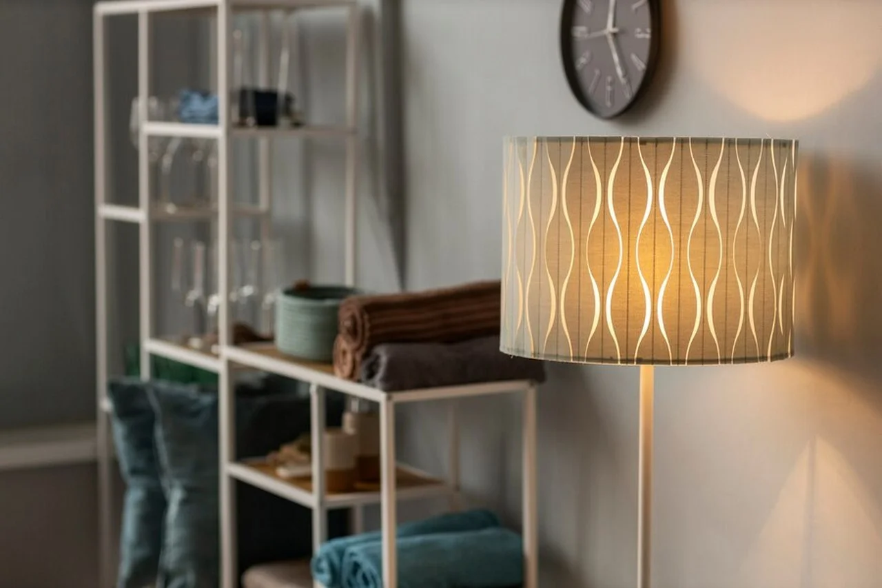 lampa do salonu jaka wybrac